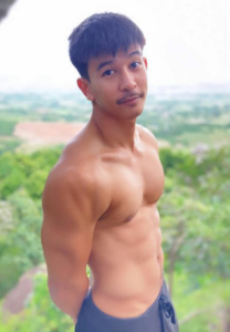 Saharat-Sawasdee-กล้ามสวย